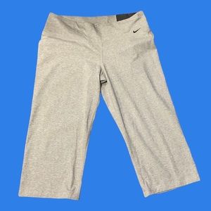 Nike | Dri Fit Capri Workout Leggings Grey Large
